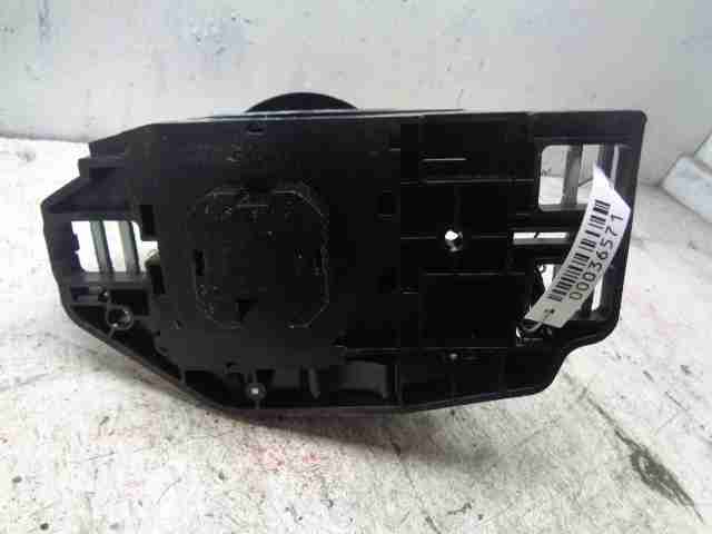 Кулиса МКПП / АКПП