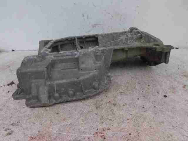 Поддон в багажник с высоким бортом