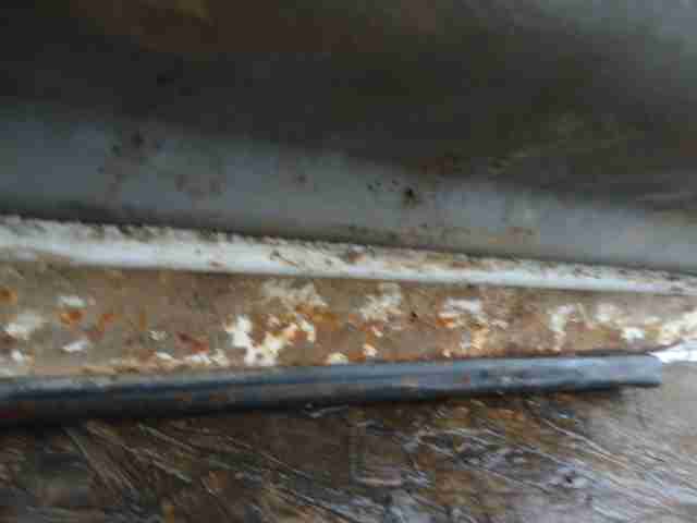 Ручка двери передней наружная левая