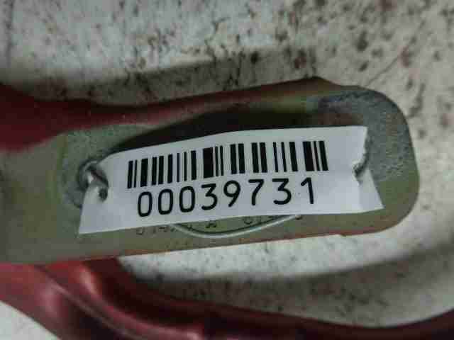 Петля капота левая