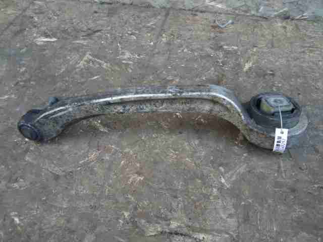 Рычаг передний нижний правый