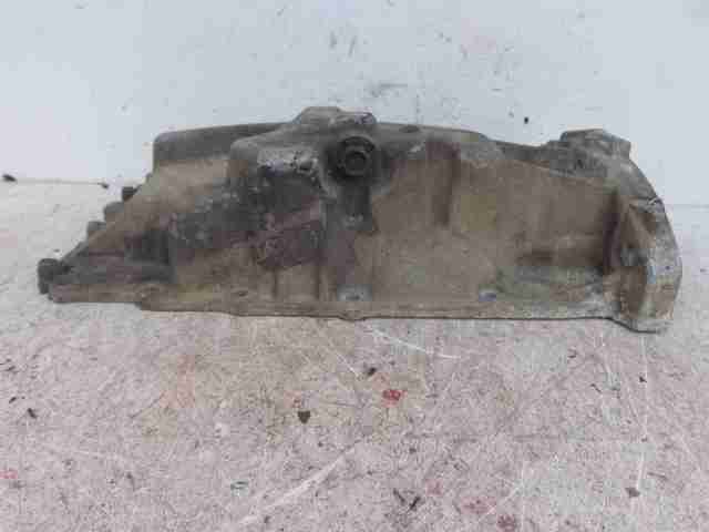 Поддон в багажник с высоким бортом