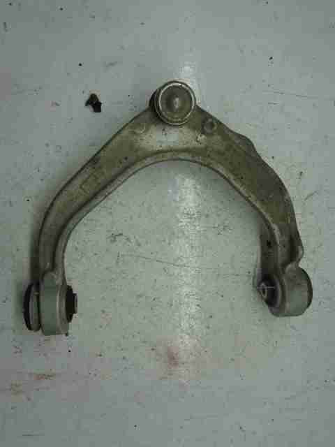 Рычаг передний верхний левый