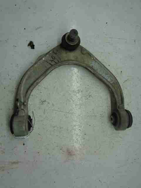 Рычаг передний верхний левый