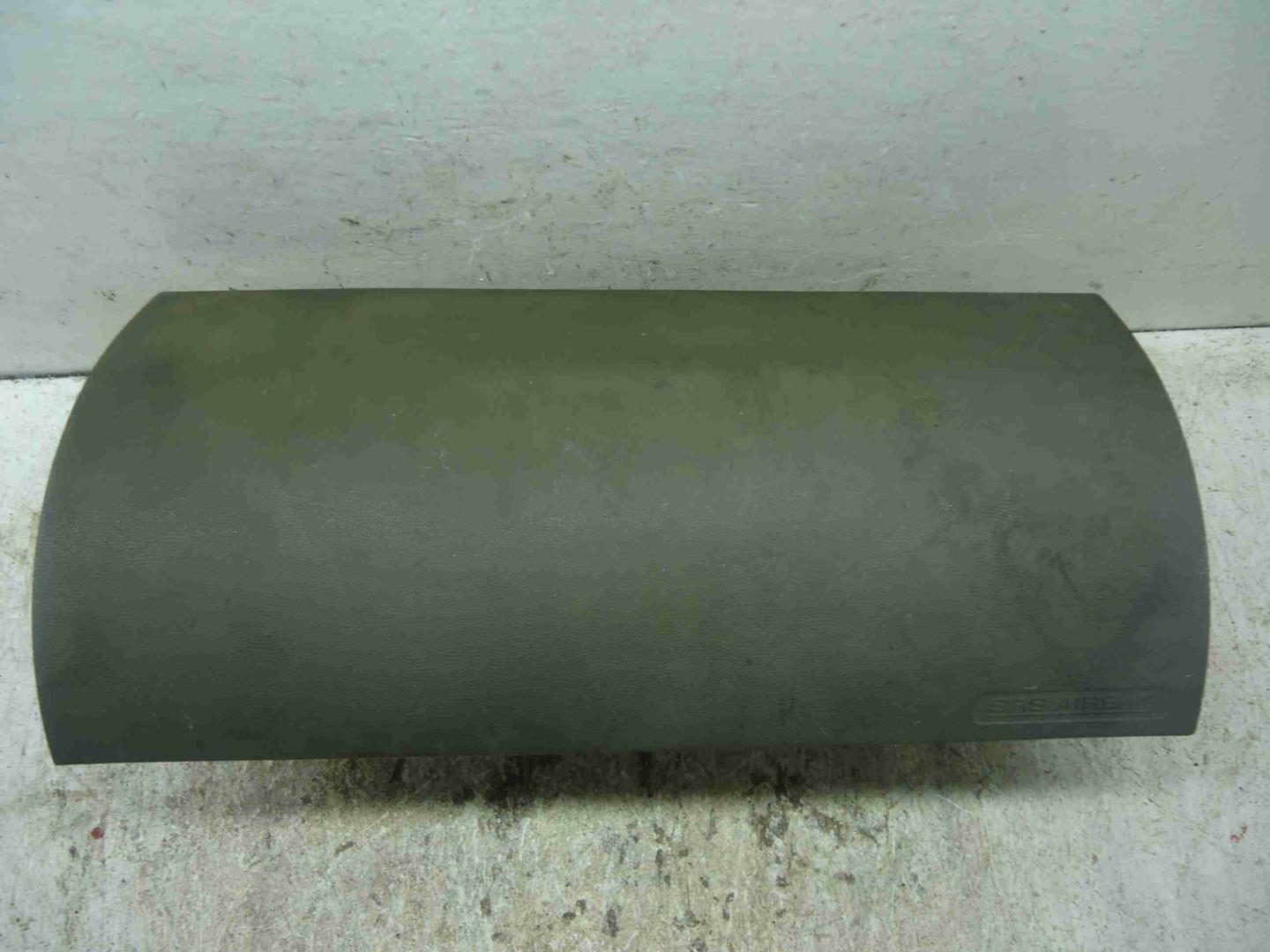 Подушка безопасности пассажирская (в торпедо)