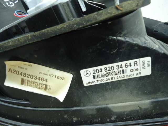 Фонарь задний наружный правый