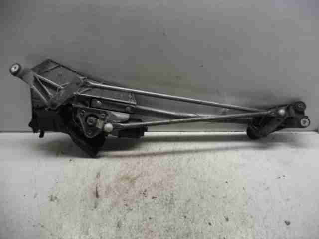 Трапеция стеклоочистителей