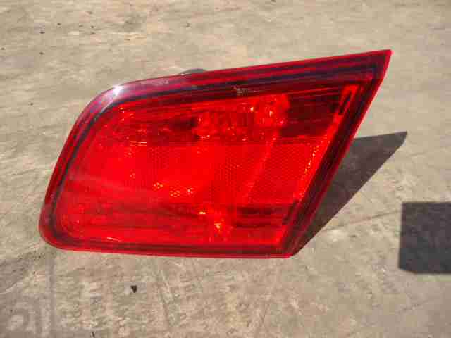 Фонарь задний внутренний правый