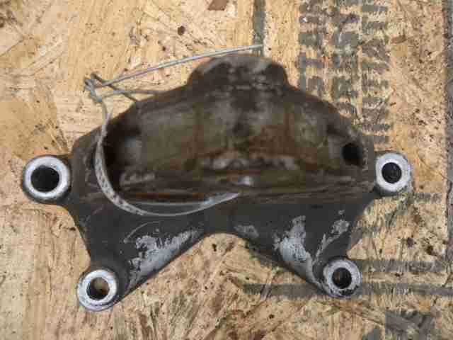 Кронштейн КПП