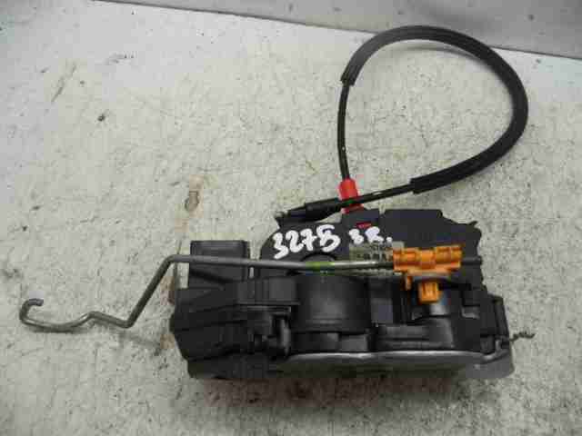 Замок двери задней правой