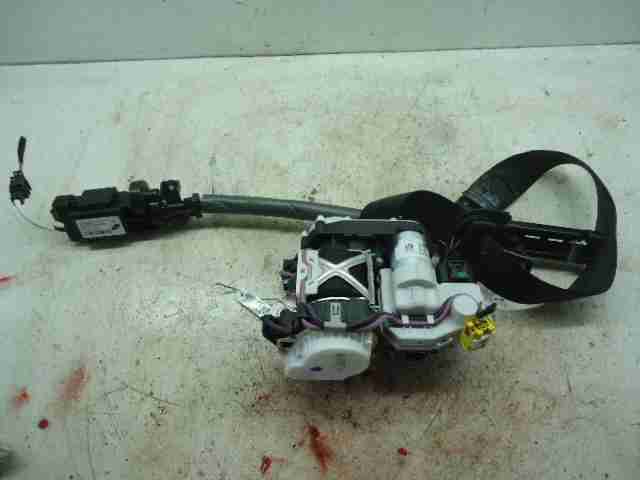 Ремень безопасности