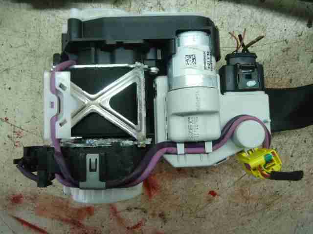 Ремень безопасности