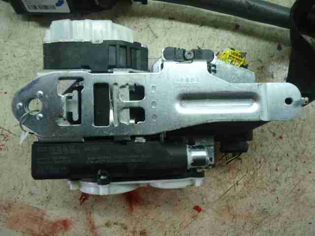 Ремень безопасности