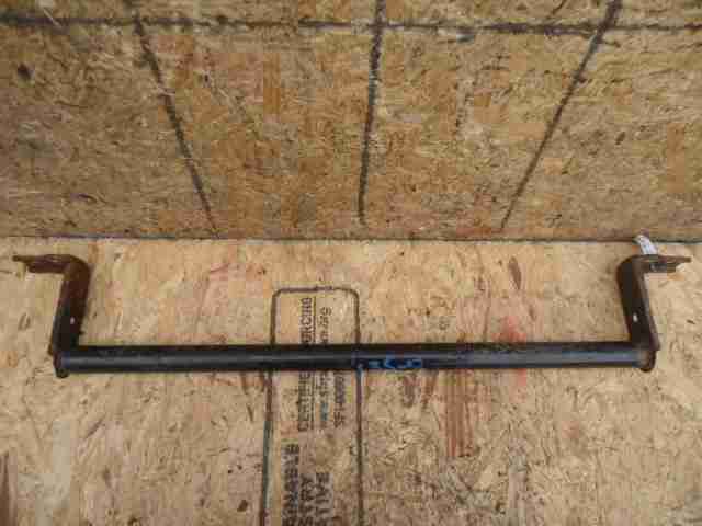 Стабилизатор передний