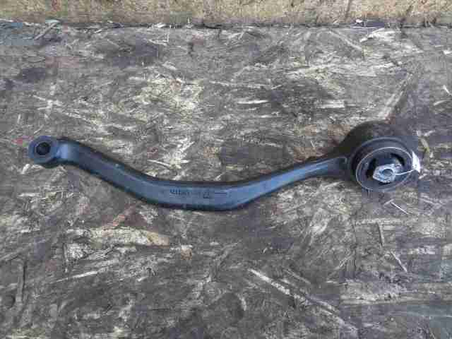 Рычаг передний нижний левый
