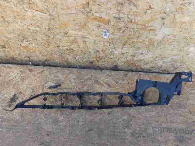 Кронштейн крепления крыла