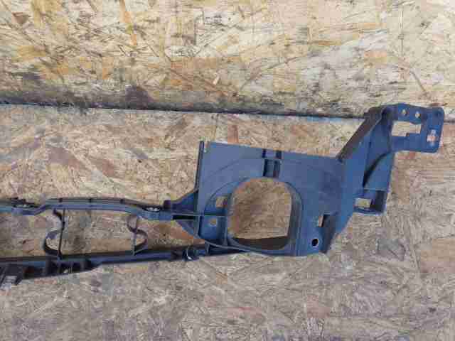 Кронштейн крепления крыла