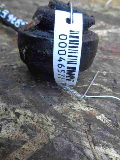 Рычаг передний нижний правый