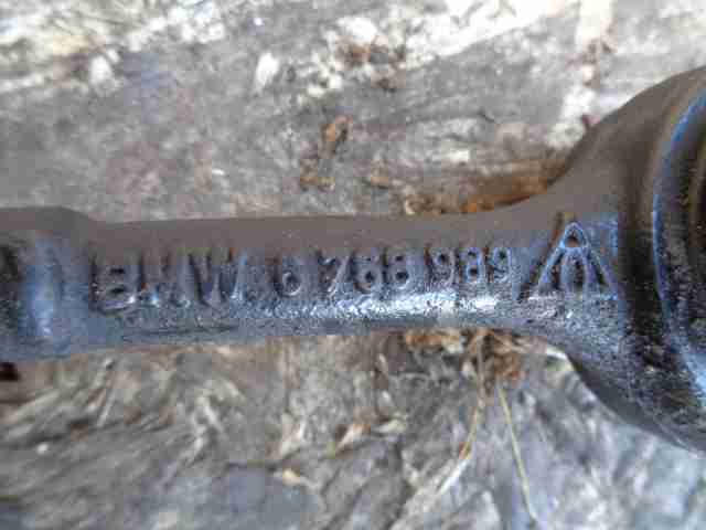 Рычаг передний нижний правый