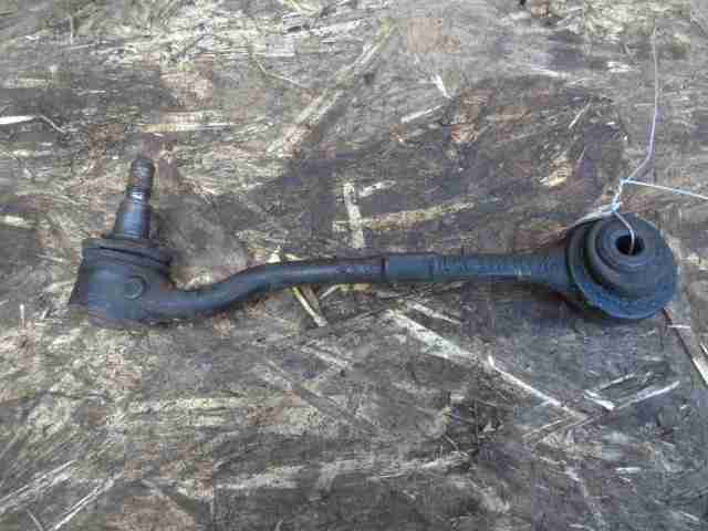 Рычаг передний нижний правый