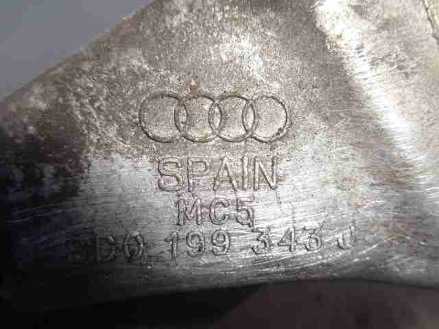 Поддон в багажник с высоким бортом