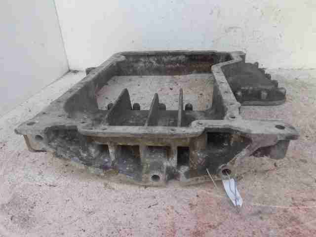 Поддон в багажник с высоким бортом