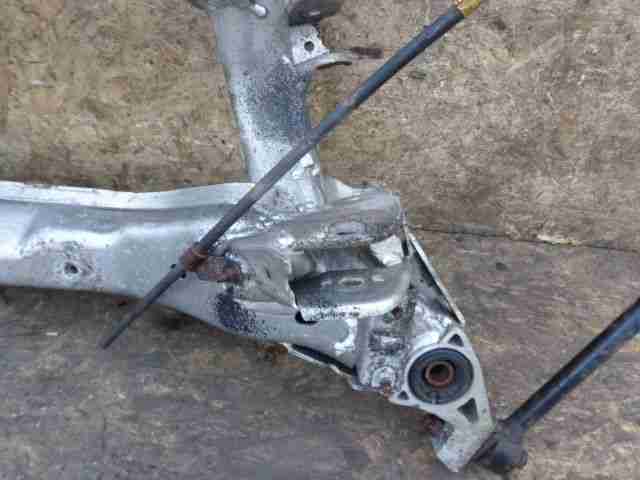 Балка задняя