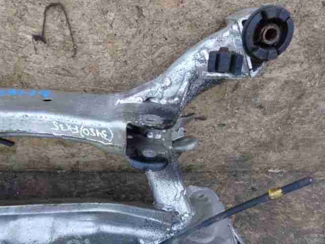 Балка задняя