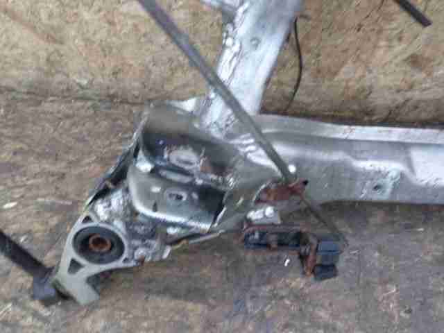 Балка задняя