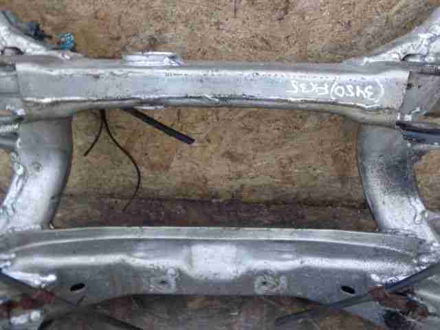 Балка задняя