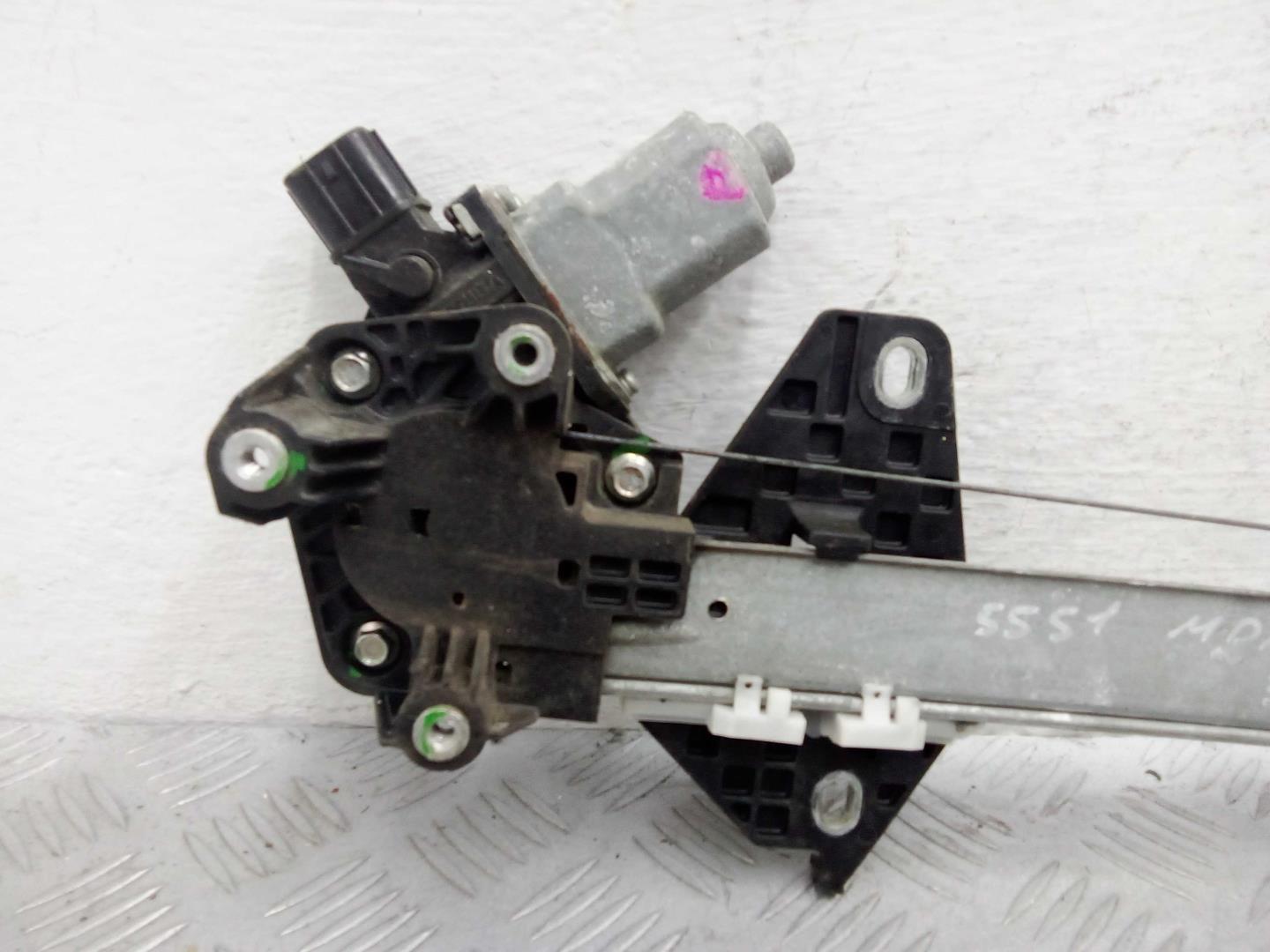 Стеклоподъемник электр. задний левый