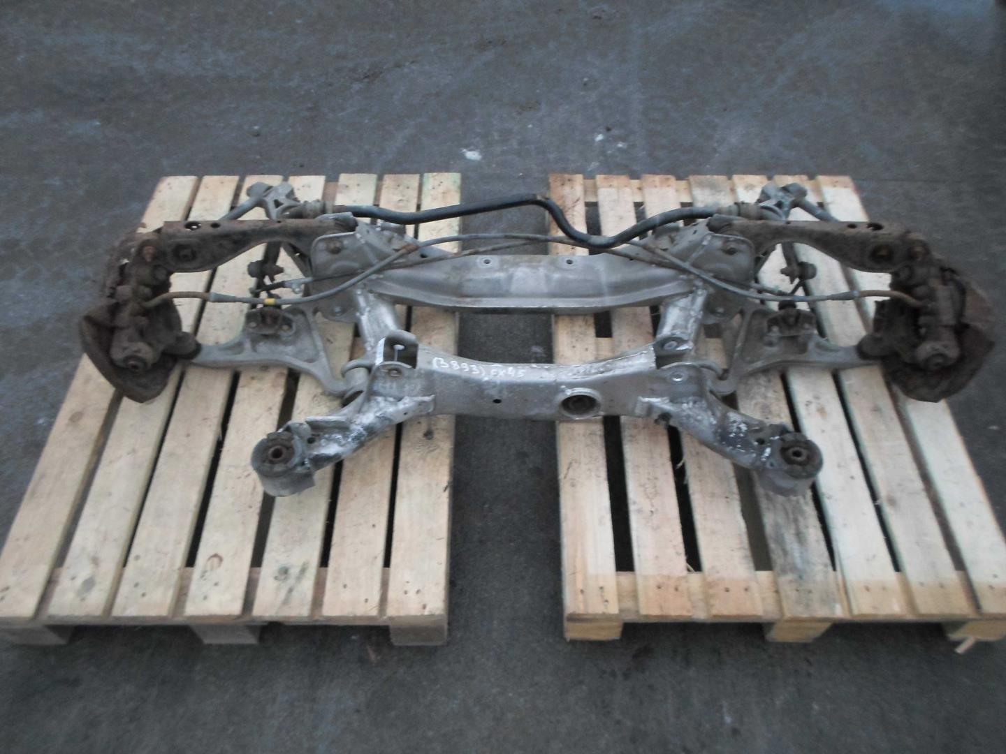 Балка задняя