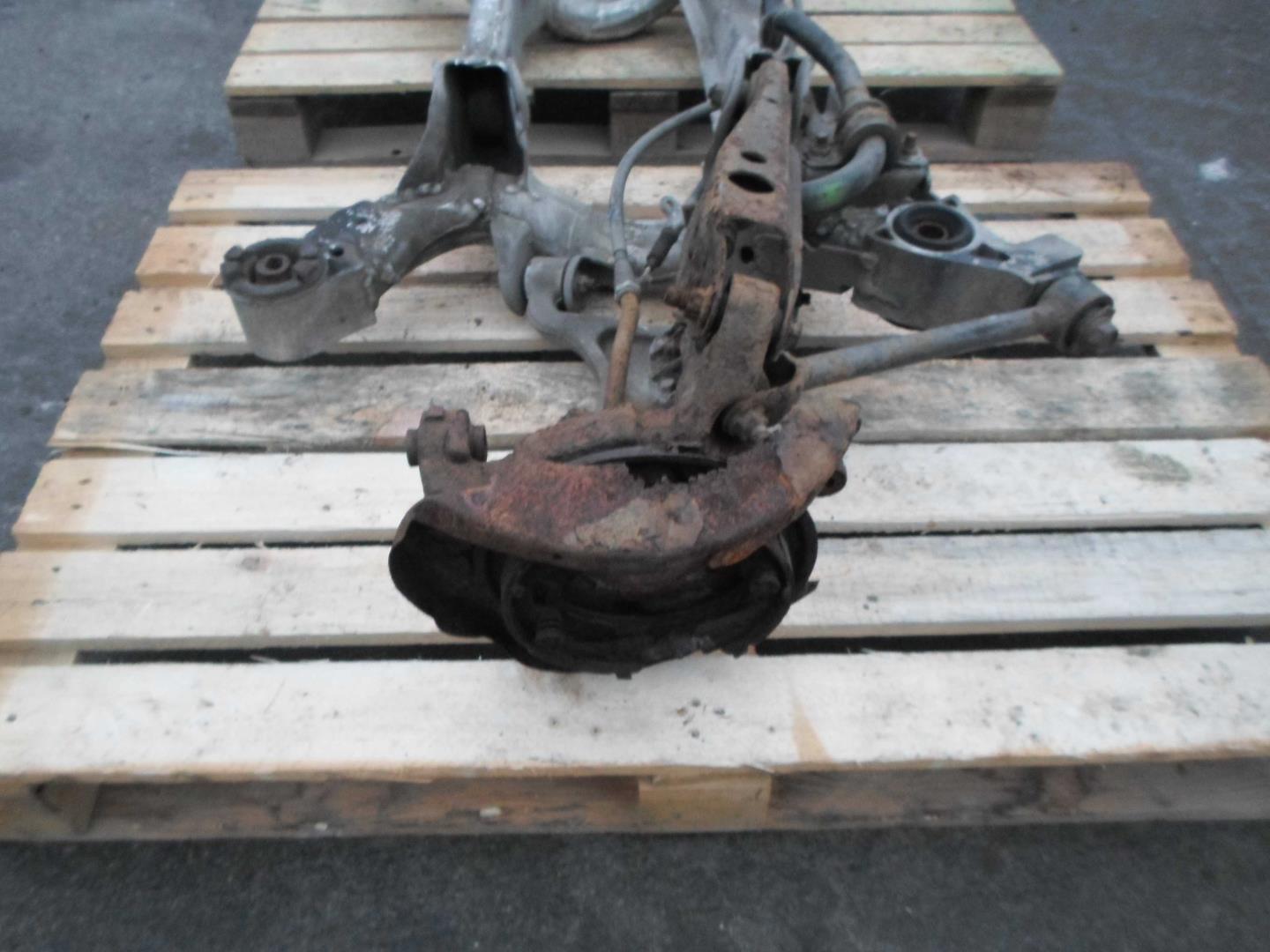 Рычаг задний верхний правый