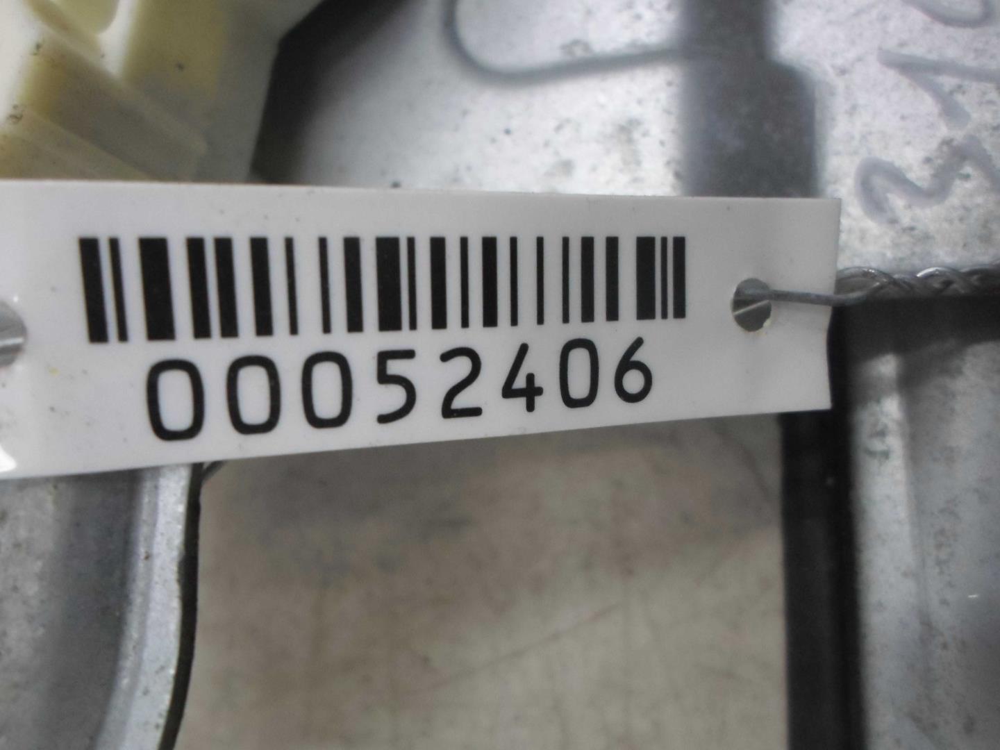 Стеклоподъемник электр. задний правый