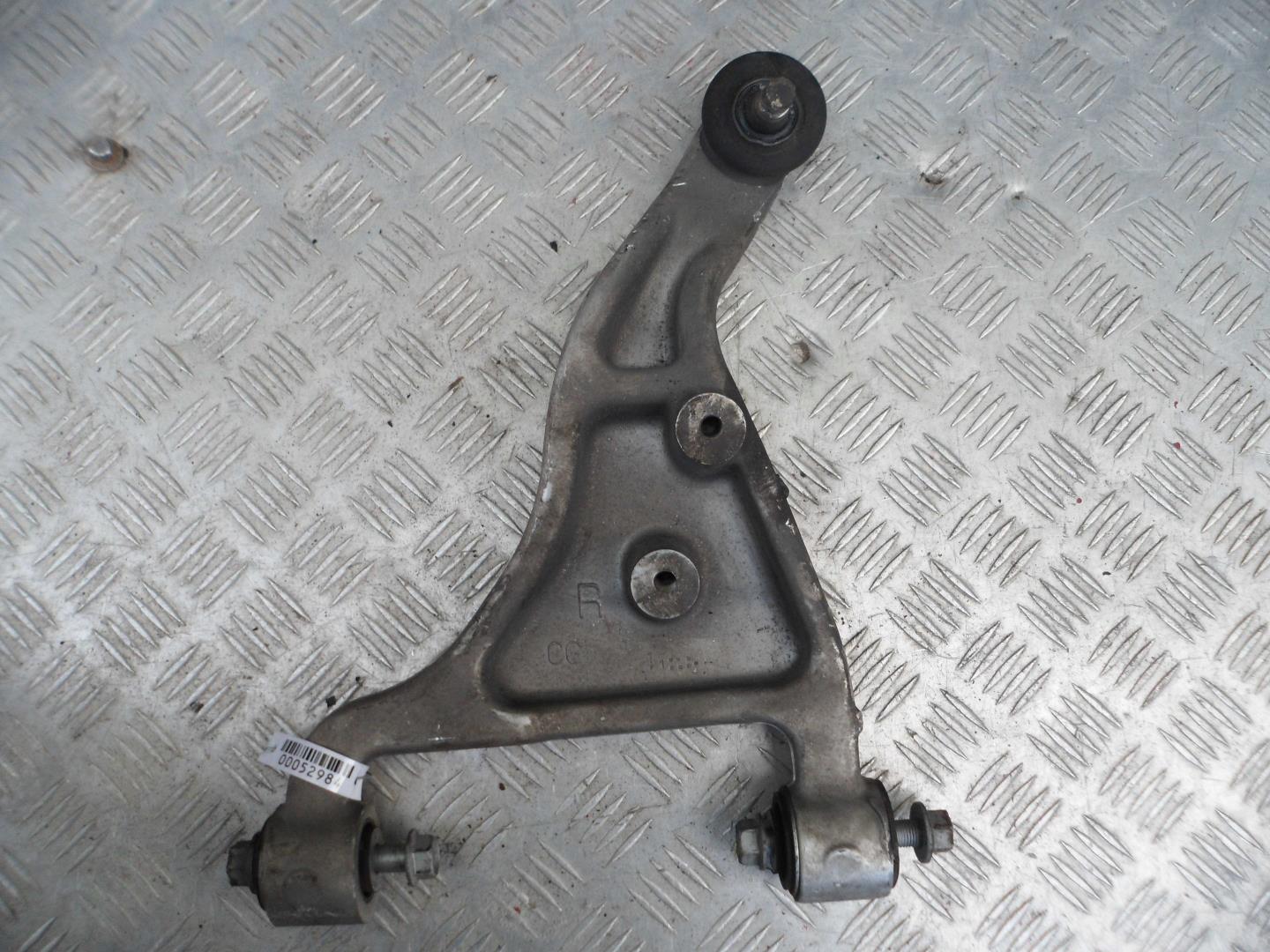 Рычаг задний верхний правый