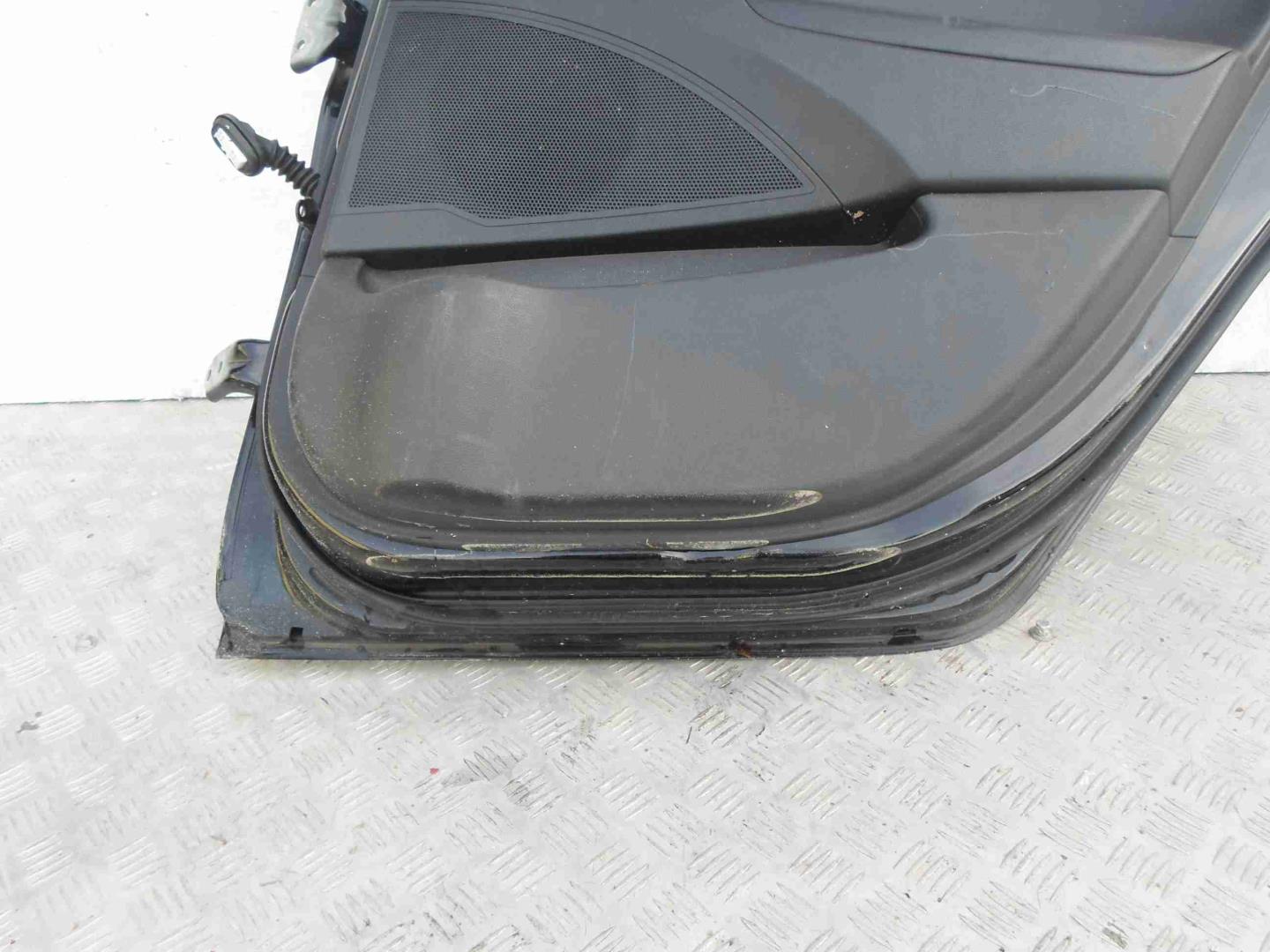 Стеклоподъемник электр. задний правый