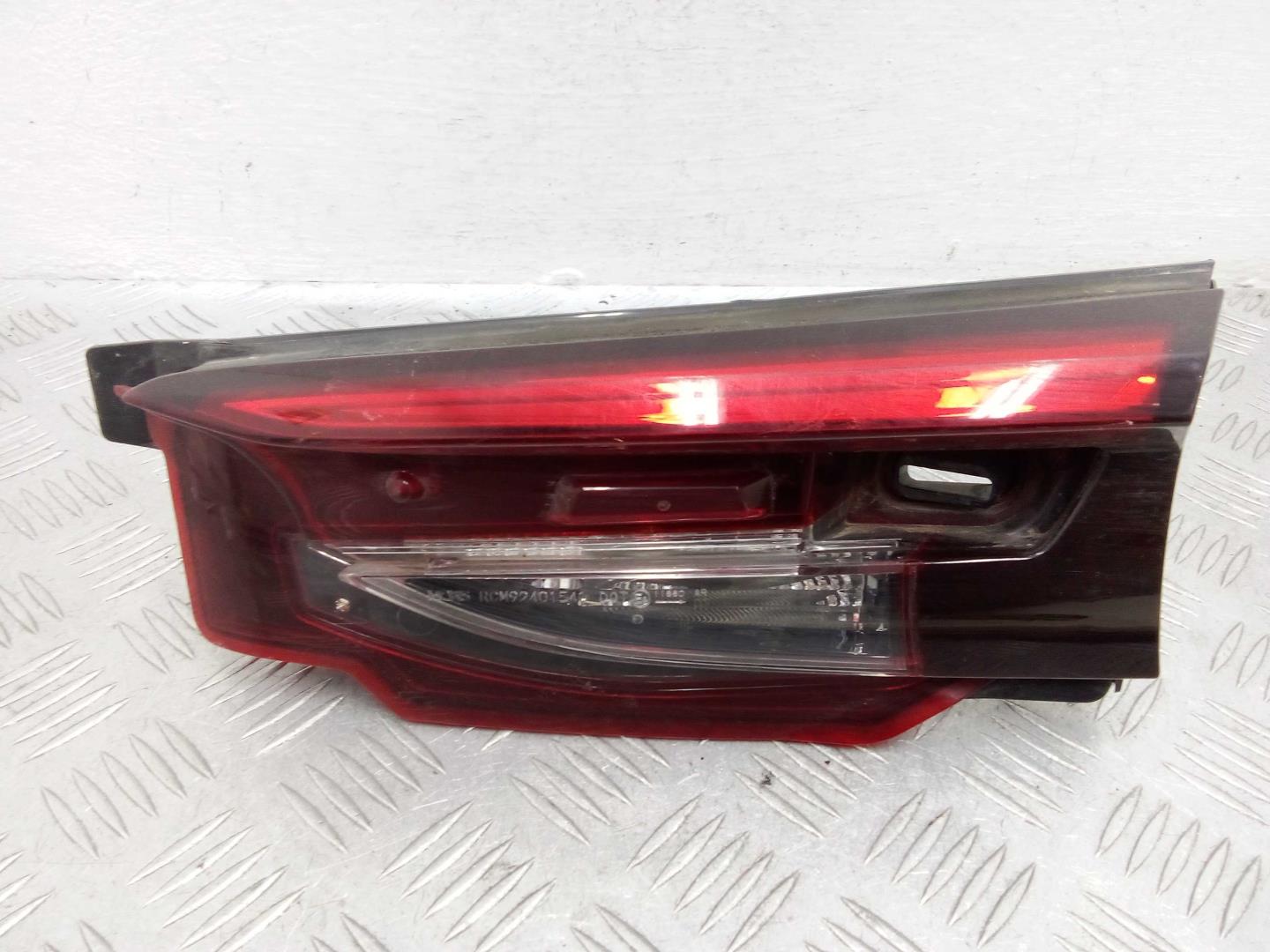 Фонарь задний внутренний правый