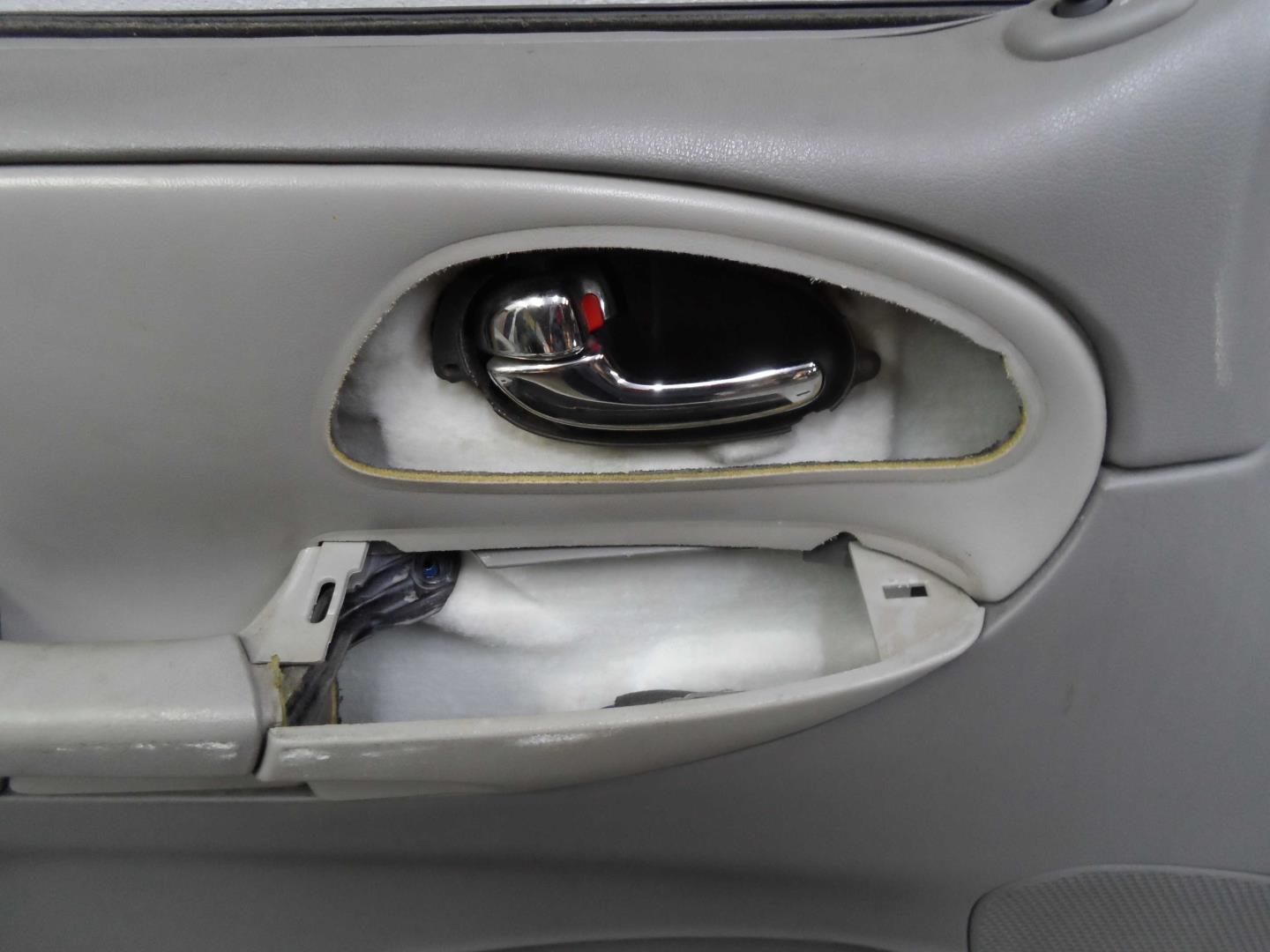 Дверь передняя левая