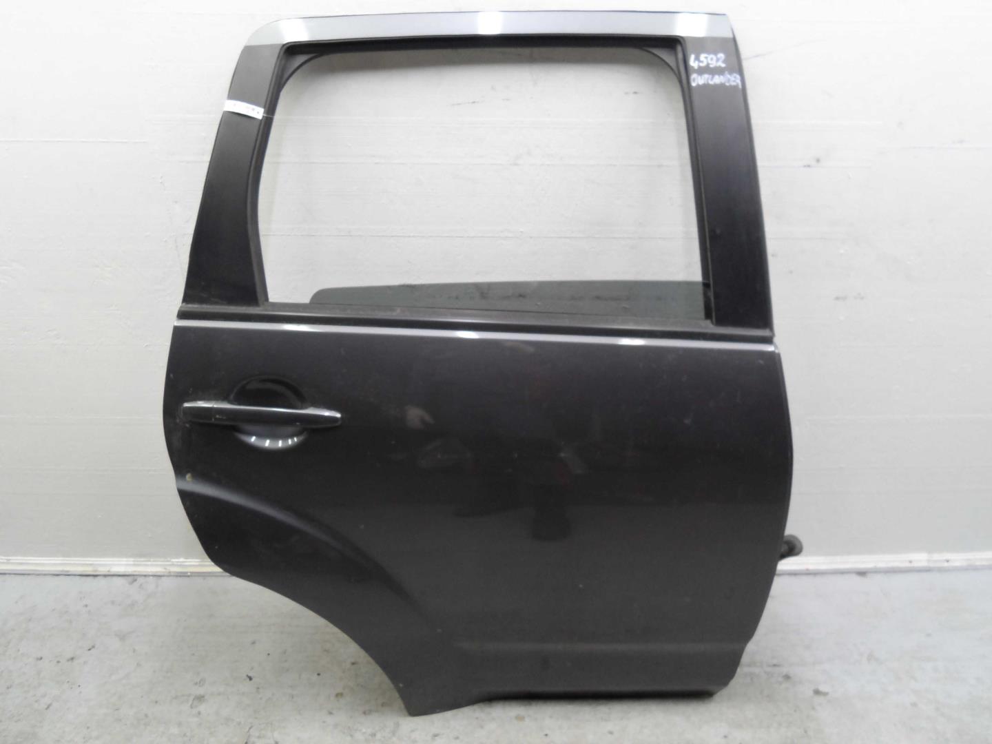 Замок двери задней правой