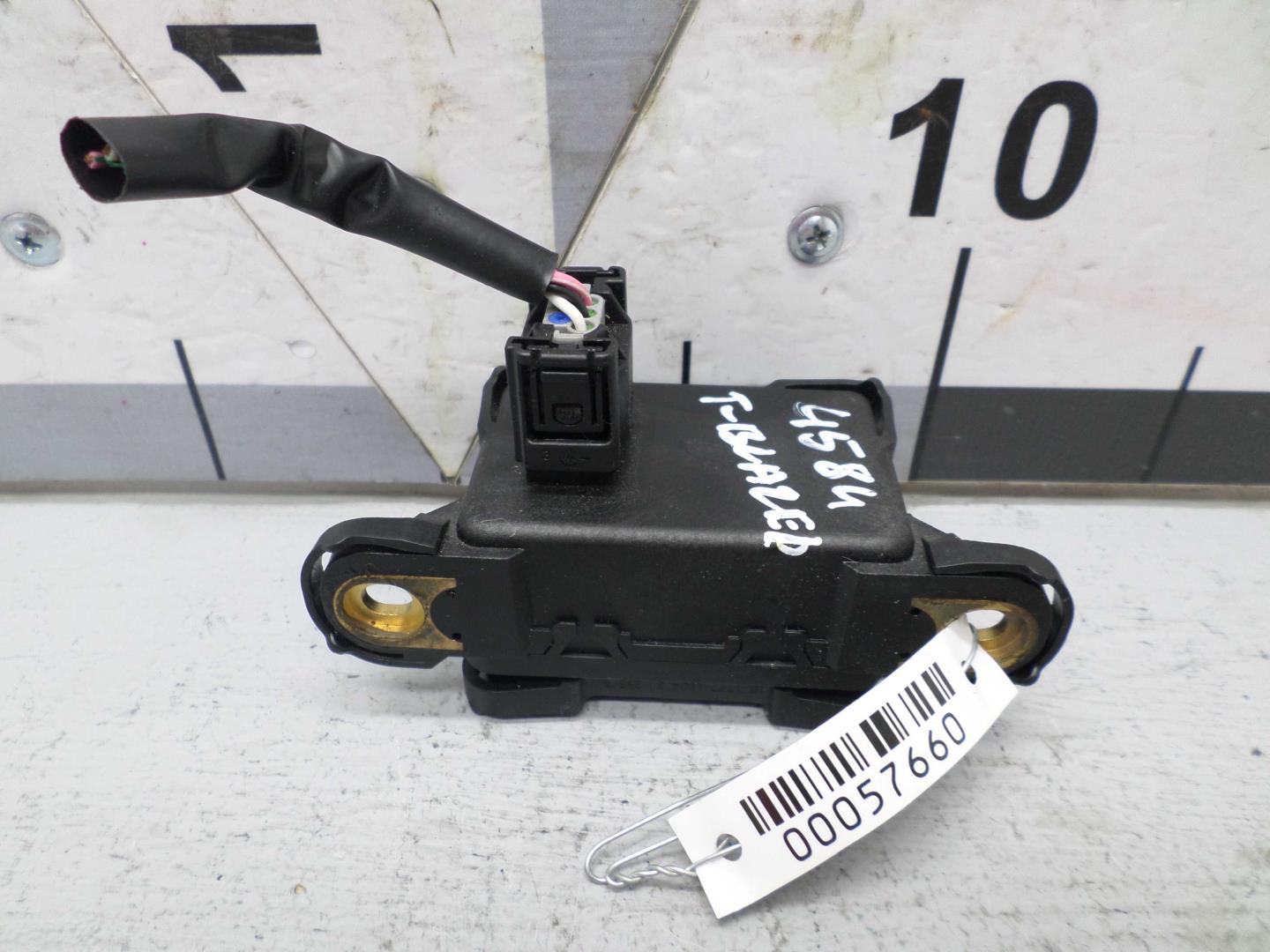 Датчик ускорения