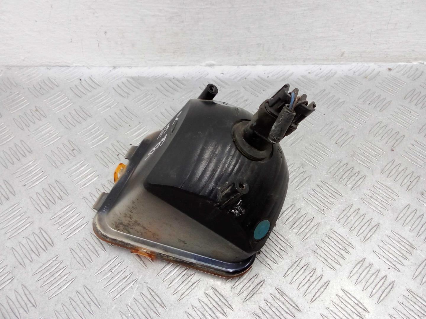 Указатель поворота правый