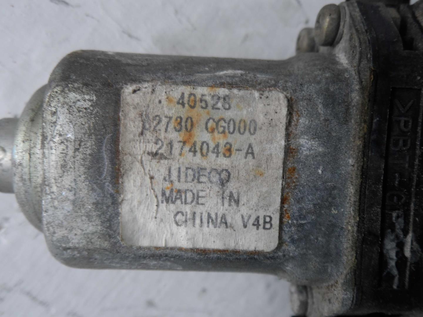 Стеклоподъемник электр. задний правый