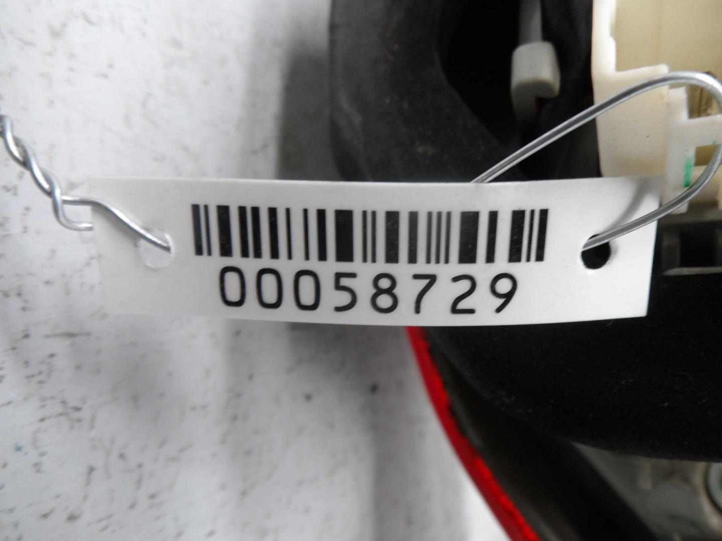 Фонарь задний внутренний правый