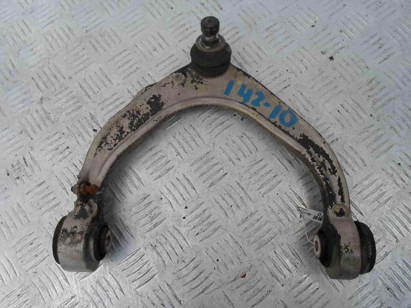 Рычаг передний верхний левый