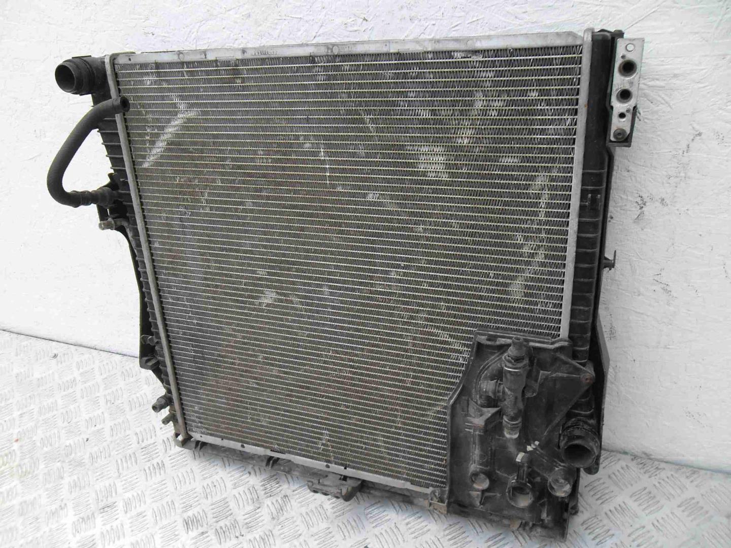 Радиатор охлаждения двигателя основной
