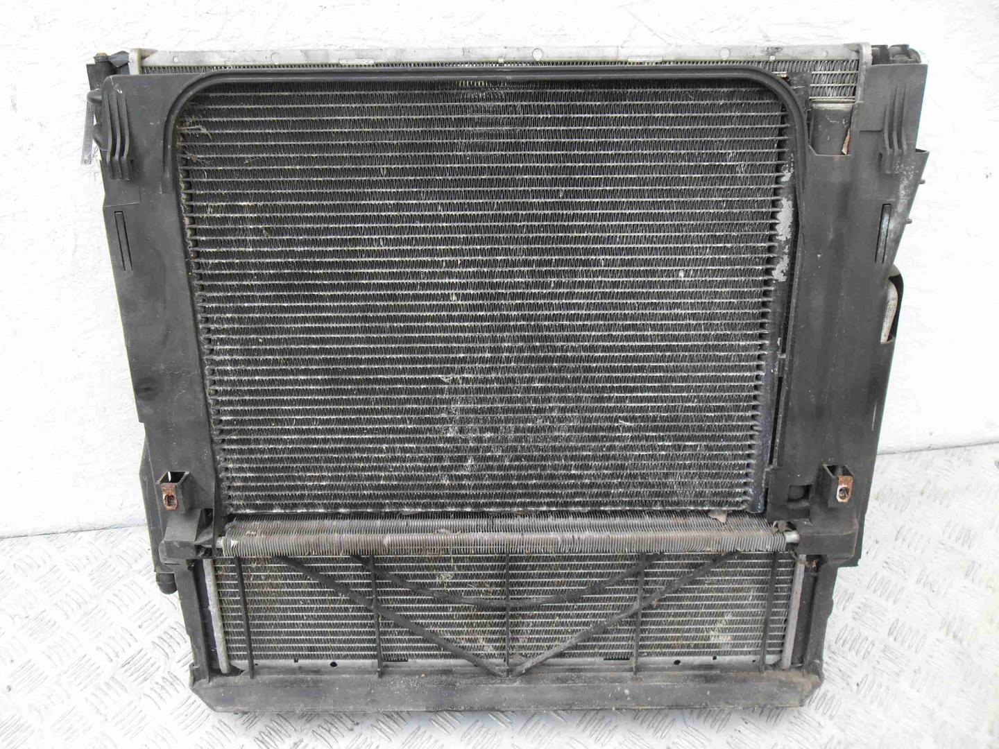 Радиатор охлаждения двигателя основной