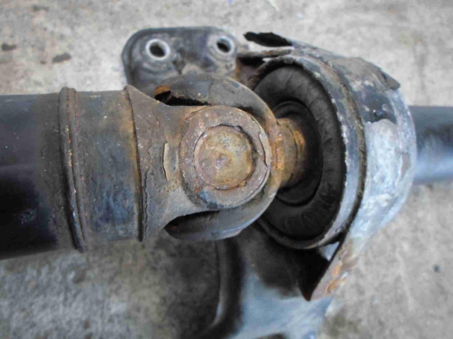 Вал карданный задний