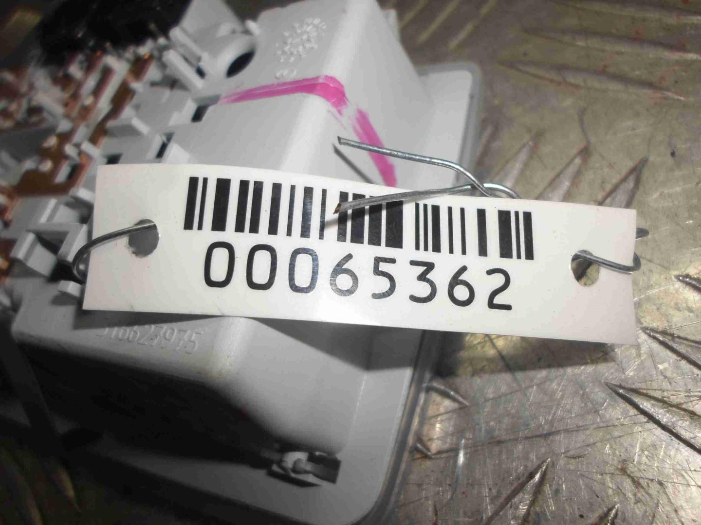 Плафон салонный