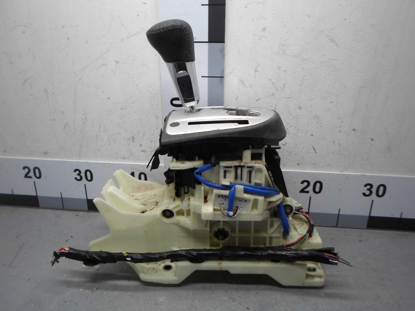 Кулиса МКПП / АКПП