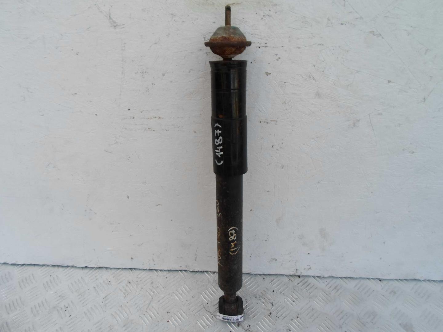 Амортизатор задний правый